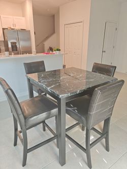 Counter Height Dining Set