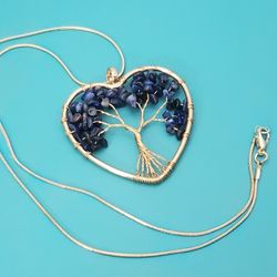 Gold Tone Metal And Blue Gem Chip Tree Of Life Heart Necklace 