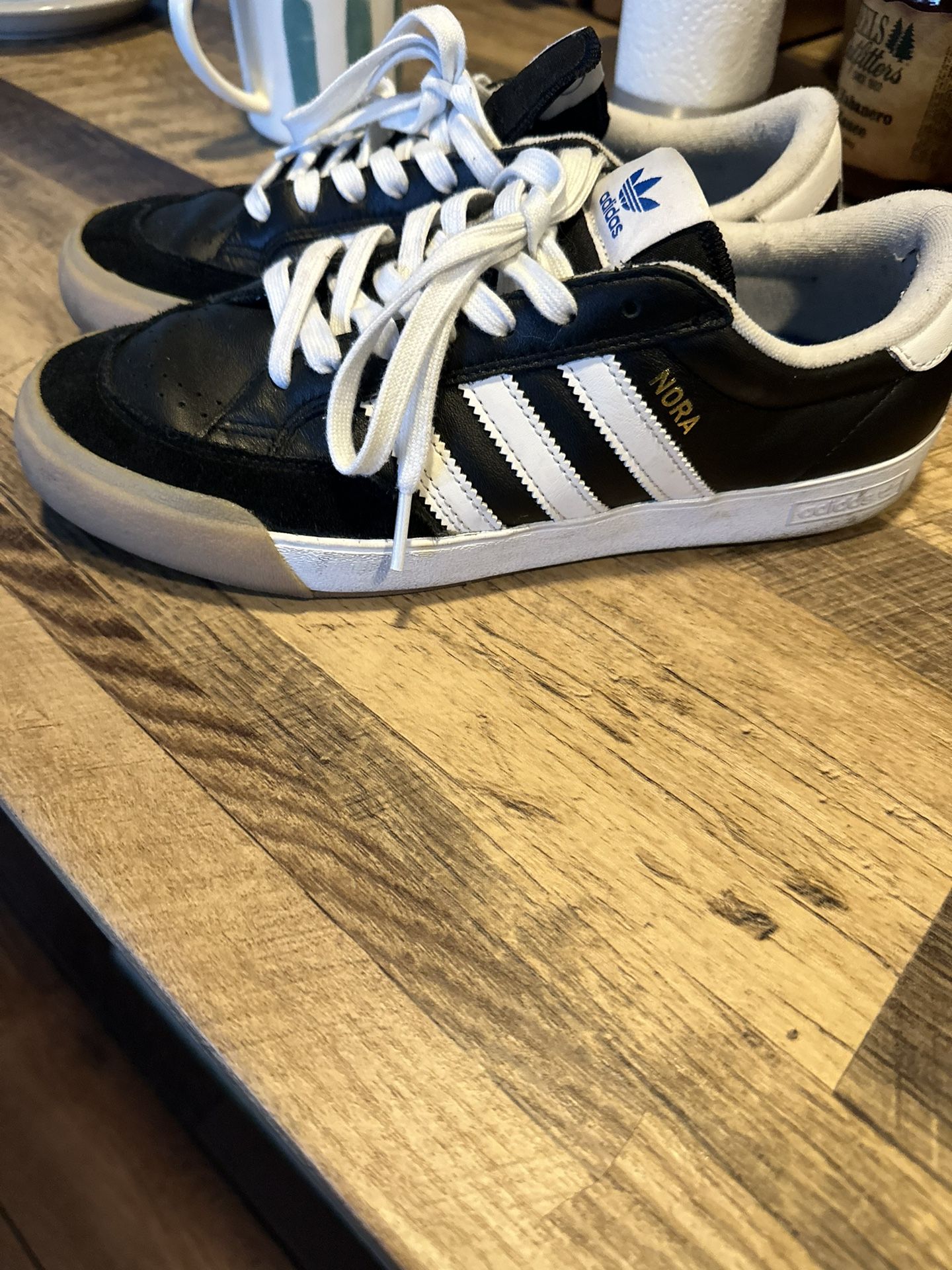 Adidas Nora Size 9 Men