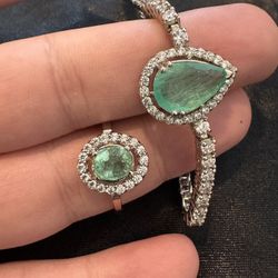 Women’s Emearld Bracelet And Ring 