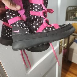 Size 11 Toddler Nike Boots