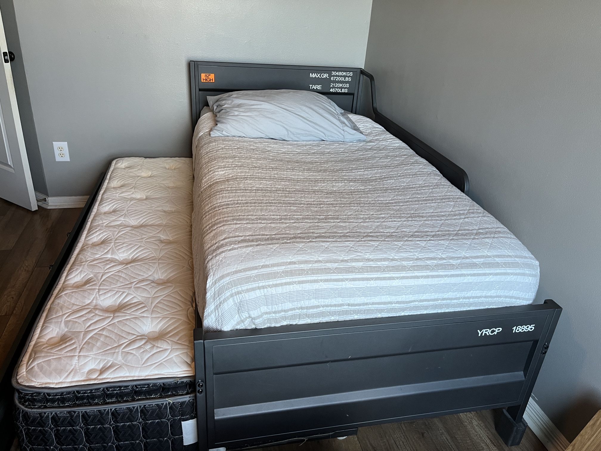 Boys Trundle Bed with twin mattress