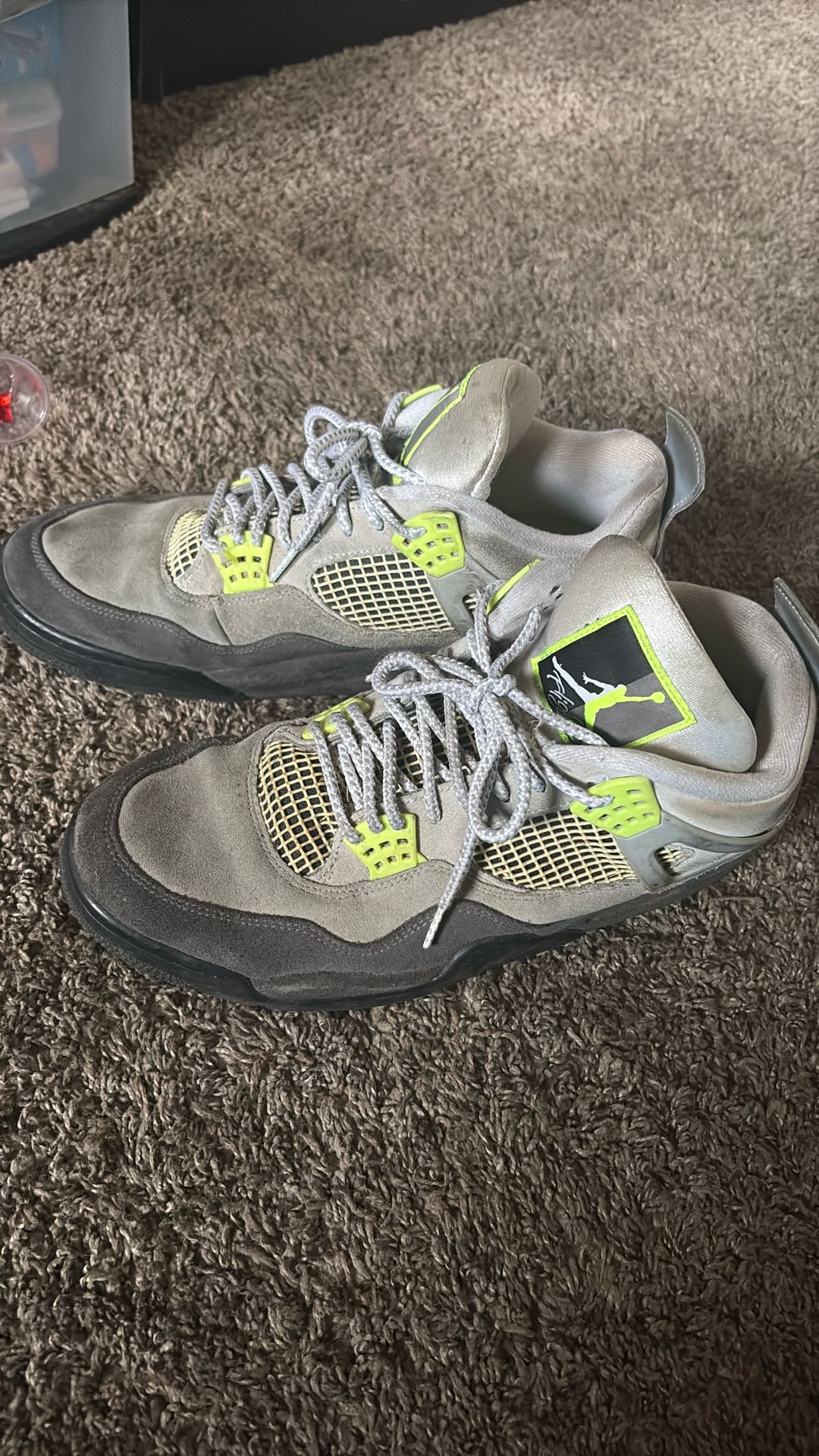 Jordan 4 Retro SE 95 Neon