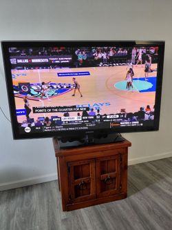65" Samsung swivel  TV  plus unique  Stand