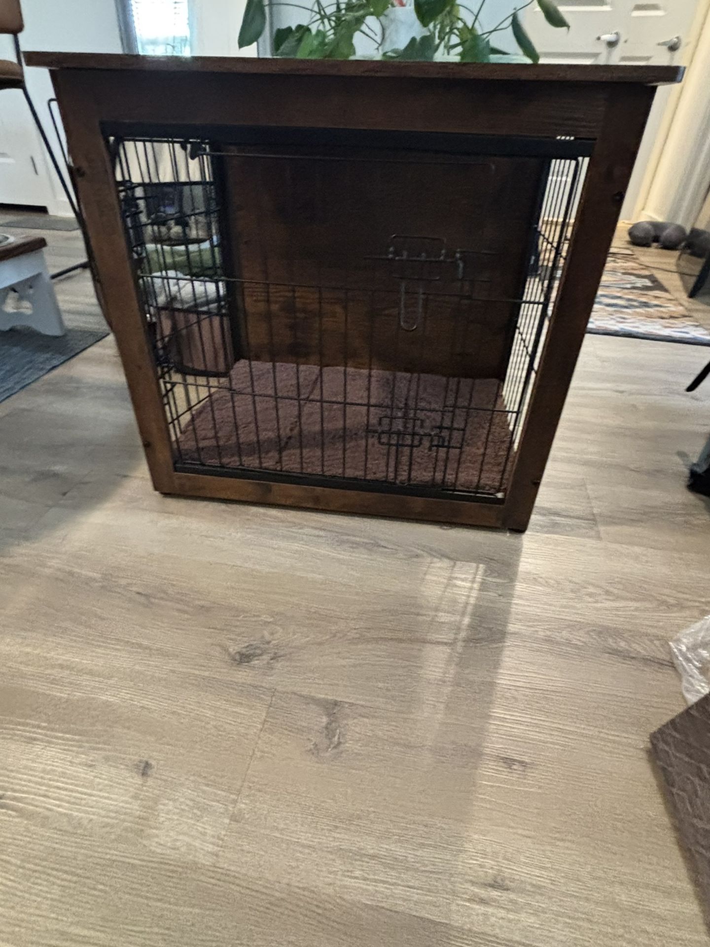 Small Wooded Dog Crate