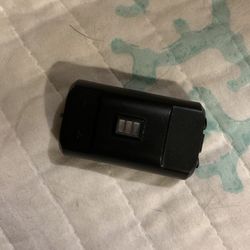 Insignia Lid And Battery For Xbox One