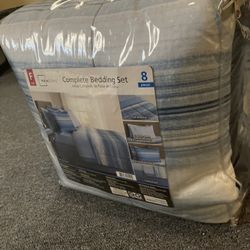 Brand New Comforter Set Full