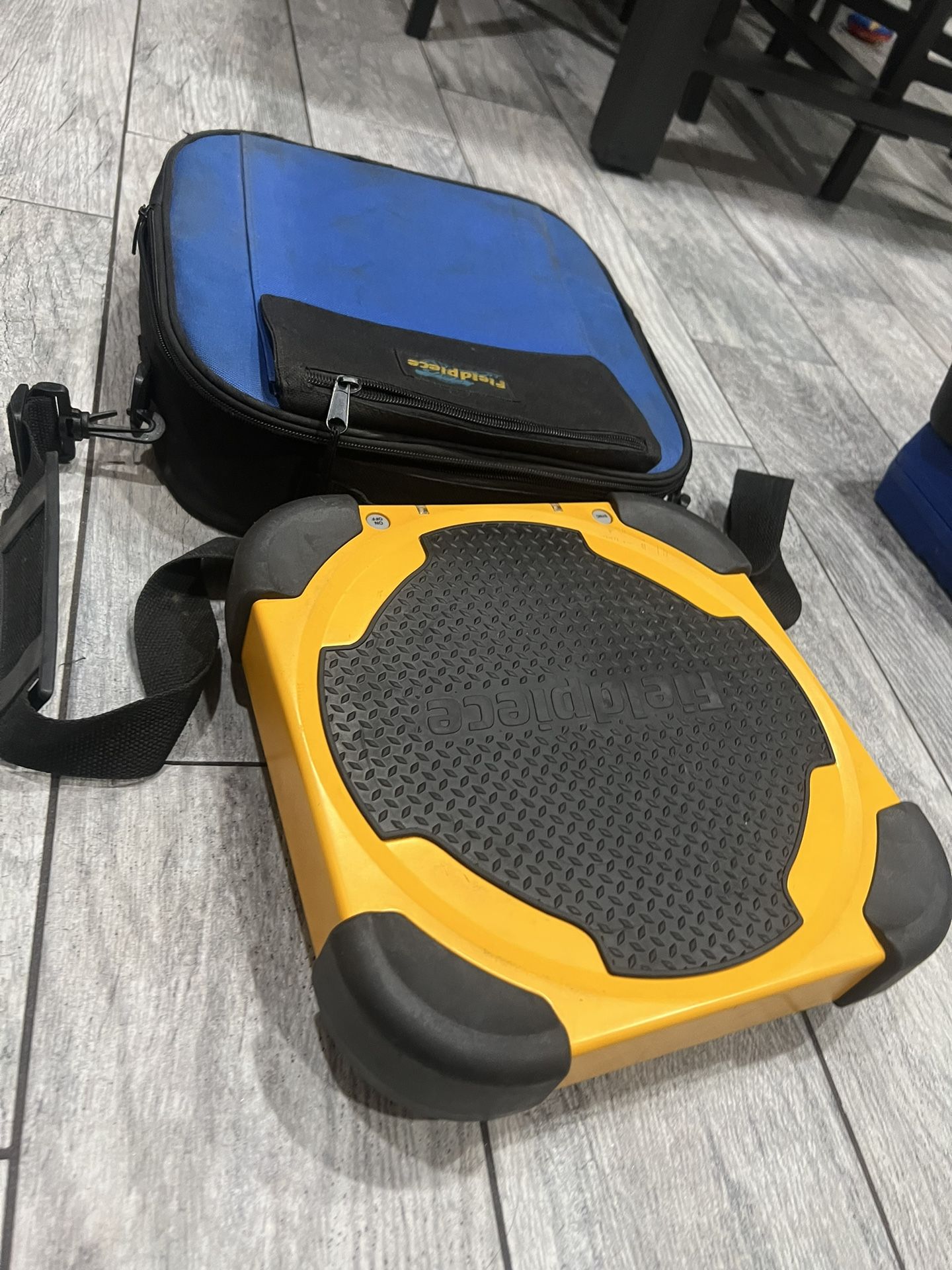 Fieldpiece SRS2 Wireless Refrigerant Scale w/ Remote