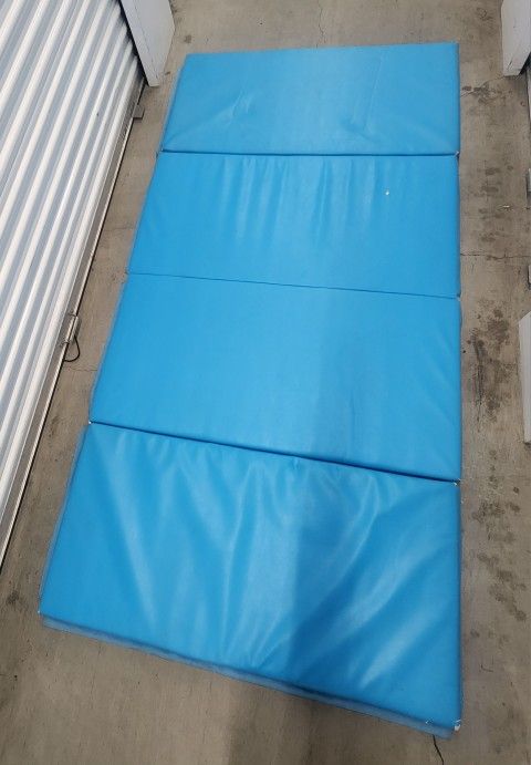 Tumbling Mat & Adjustable Balance Beam
