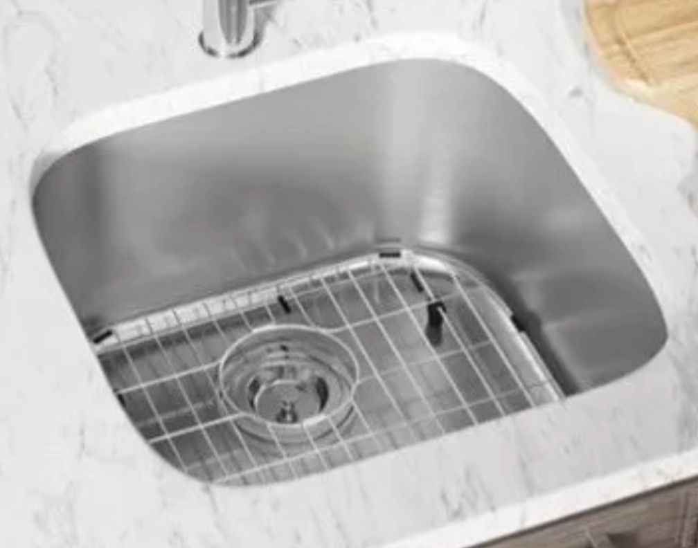 NEW MR Direct Undermount 20x20x9.5in Single Bowl Stainless Steel Kitchen Sink