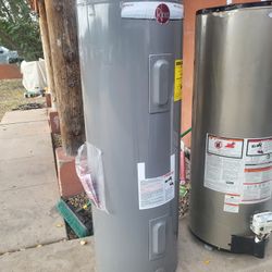 Electric Water Heater 50 Gal In Good Condition And Warranty Works Great 19th Ave And Baseline 