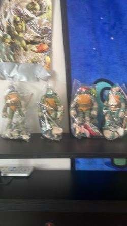 Teenage mutant ninja turtles 2012(McFarlane with accessories)