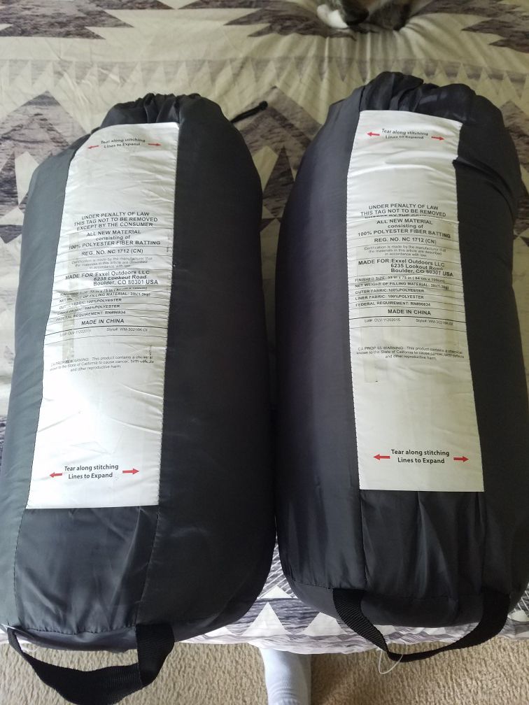 Camping sleeping bags light weight
