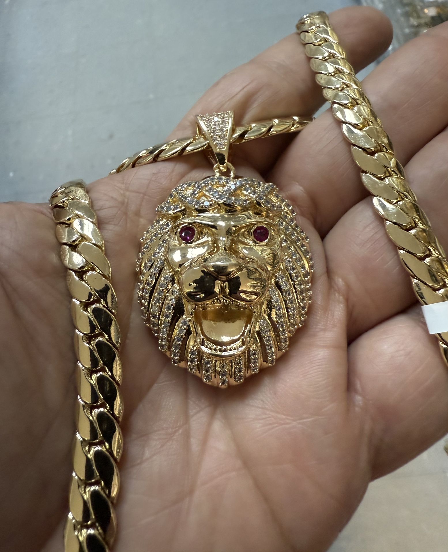 14k premium gold plated pave setting stones Lion Head pendant and necklace 🔥🔥