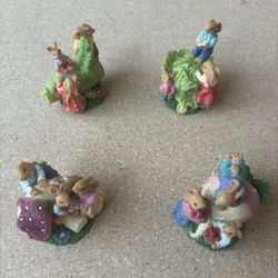 4 Peter Rabbits Decors
