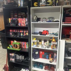 Video Game And Collectibles 