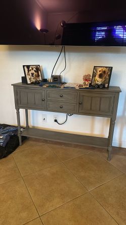 Tv stand