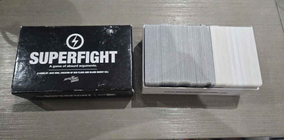 SUPERFIGHT Card Deck
