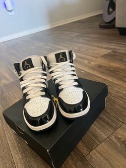 Air Jordan 1 Mid Black White Gold Sneakers size 4.5