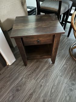 Wood End Table x 1