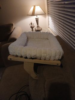 Elevated Pet Bed with Wooden Stand for the window sill