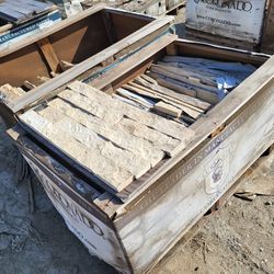 SURPLUS STONE VENEER $500 PER PALLET (100 SQUARE FEET PER PALLET)