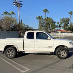 2000 Toyota Tundra