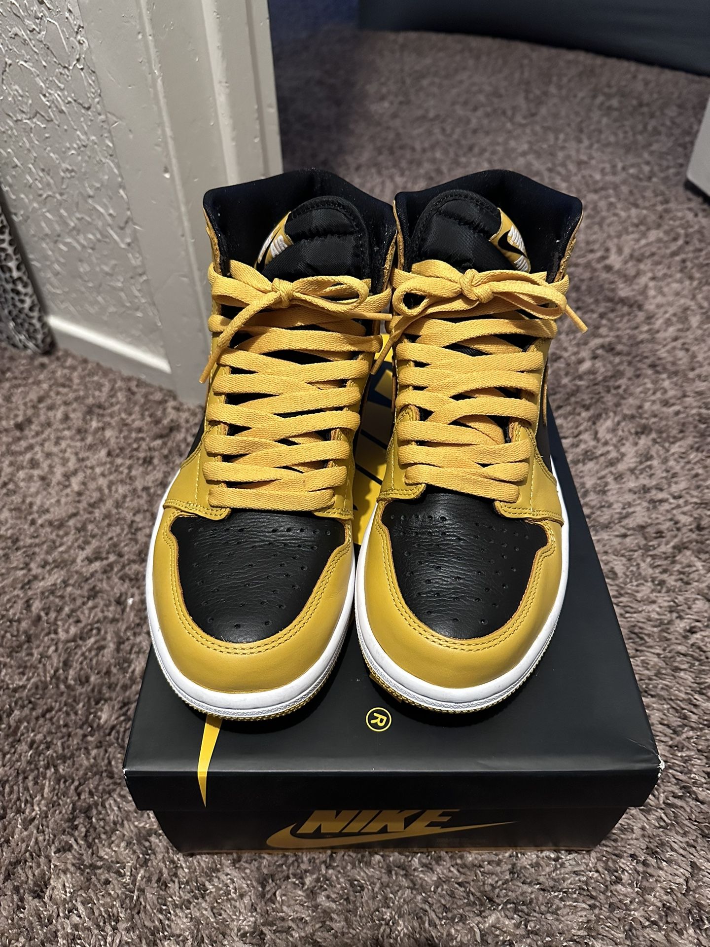 Jordan 1 Pollen
