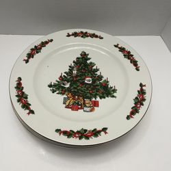 Tabletops Unlimited Christmas Tree Set Of 4 Holiday Dinner Plates 10 1/4"