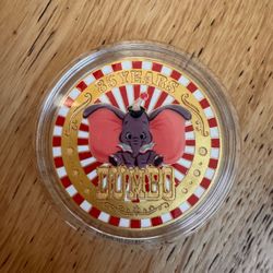 D23 The Ultimate Disney Fan Event 2026 Dumbo 85 Years Medallion Coin In Case
