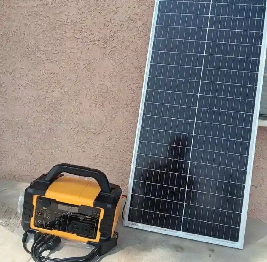Portable Power Station With Solar Pannel
