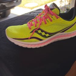 Sauconi Tennis Shoes Size 11 