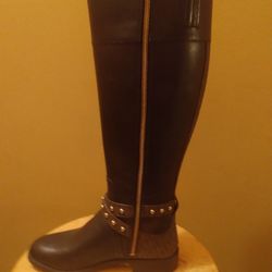 New Ladies Michael Kors Boots Size 5