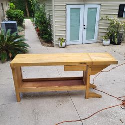 Craftsman Work Bench
