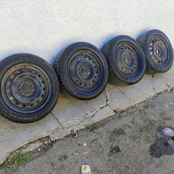 Honda civic wheels and like new tires