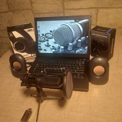 Laptop Recording Studio/w FL Studio 20, Video Edit, Mic & Headphones Complete!