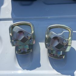 Safety Chain Anchor Points