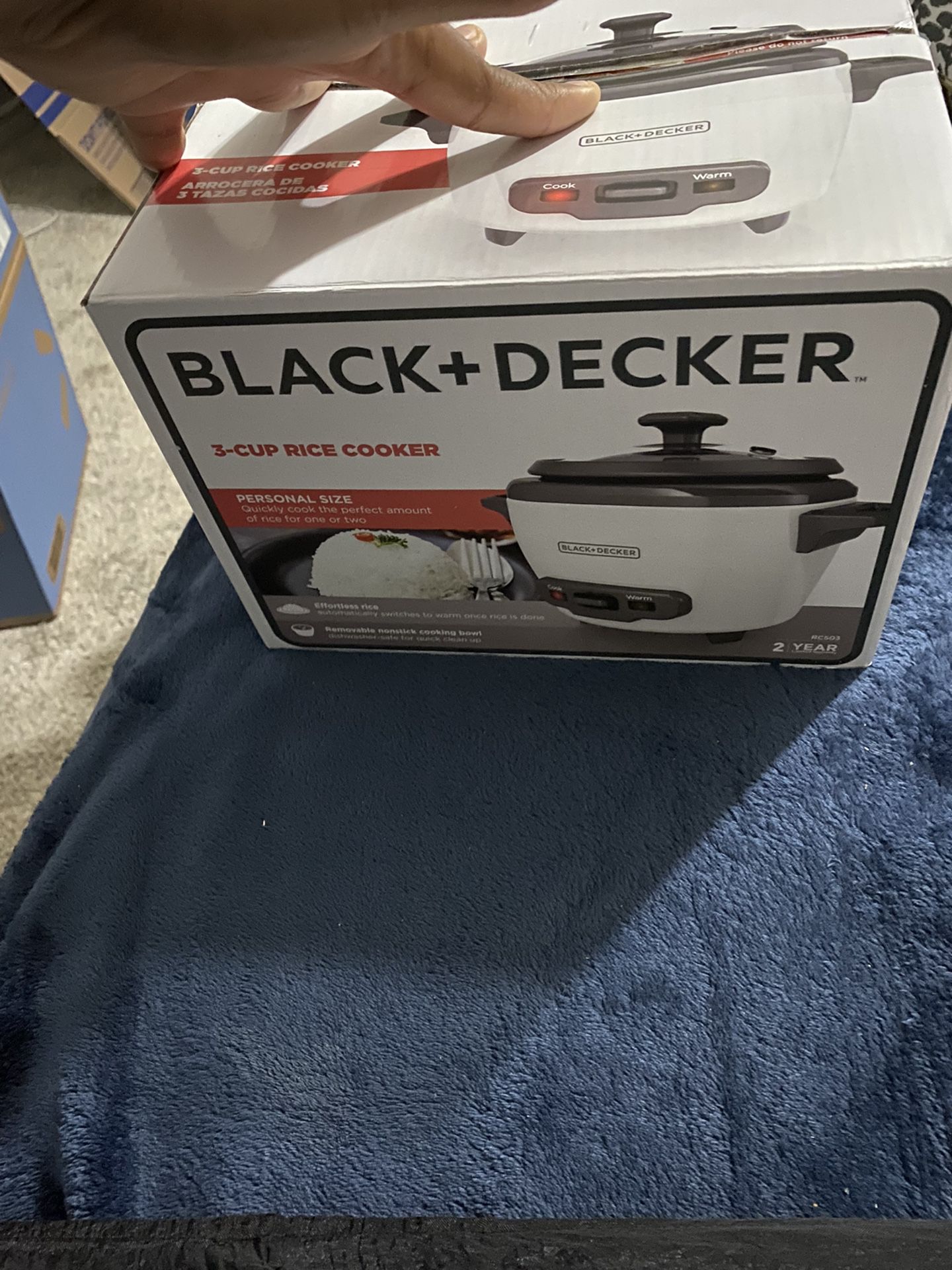 BLACK+DECKER 3-Cup Electric Rice Cooker with Keep-Warm Function / Rice  Cooker for Sale in Agawam, MA - OfferUp