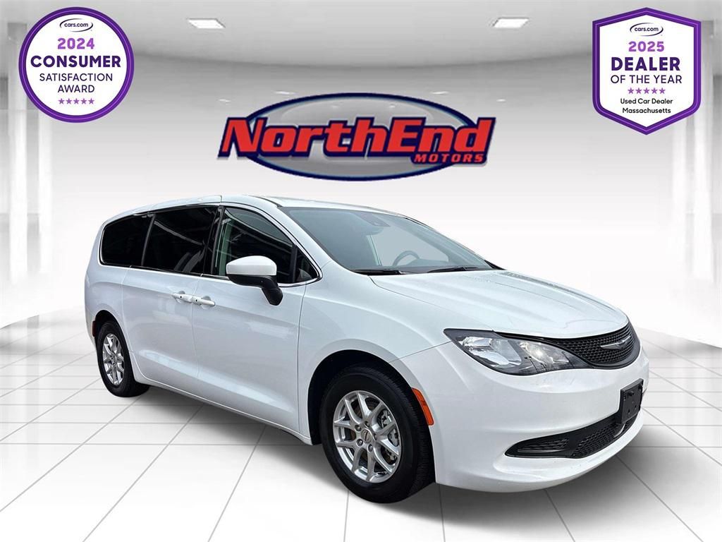 2023 Chrysler Voyager