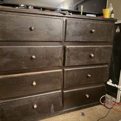 8 Drawer Dresser
