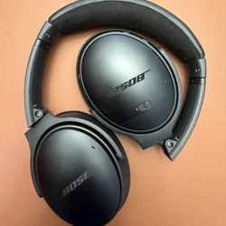 BOSE QC35 QuietComfort 35 Active Noise Cancelling Wireless Headphones