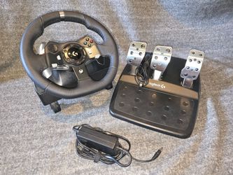 Logitech G920 Driving Force Racing Wheel and Pedals (Xbox/PC)