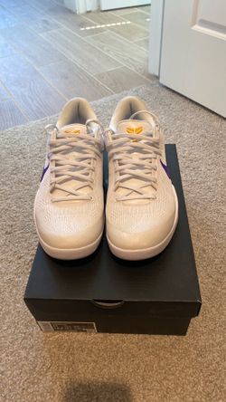 Kobe 8 Team Bank-White-Size 11