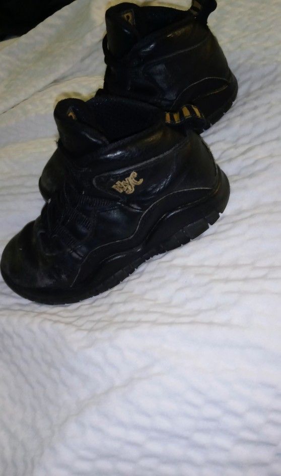 Boys Air Jordans Retro New York City Collection