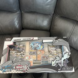 Pokemon Unova Heavy Hitters Premium Collection Black Bolt & White Flare