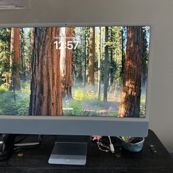 iMac 24” (M1, 2021) – Excellent Condition + Original Accessories