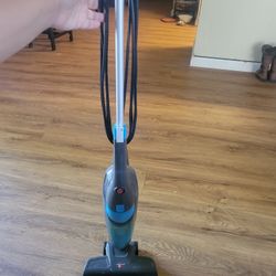 Small BISSELL vacuum 
