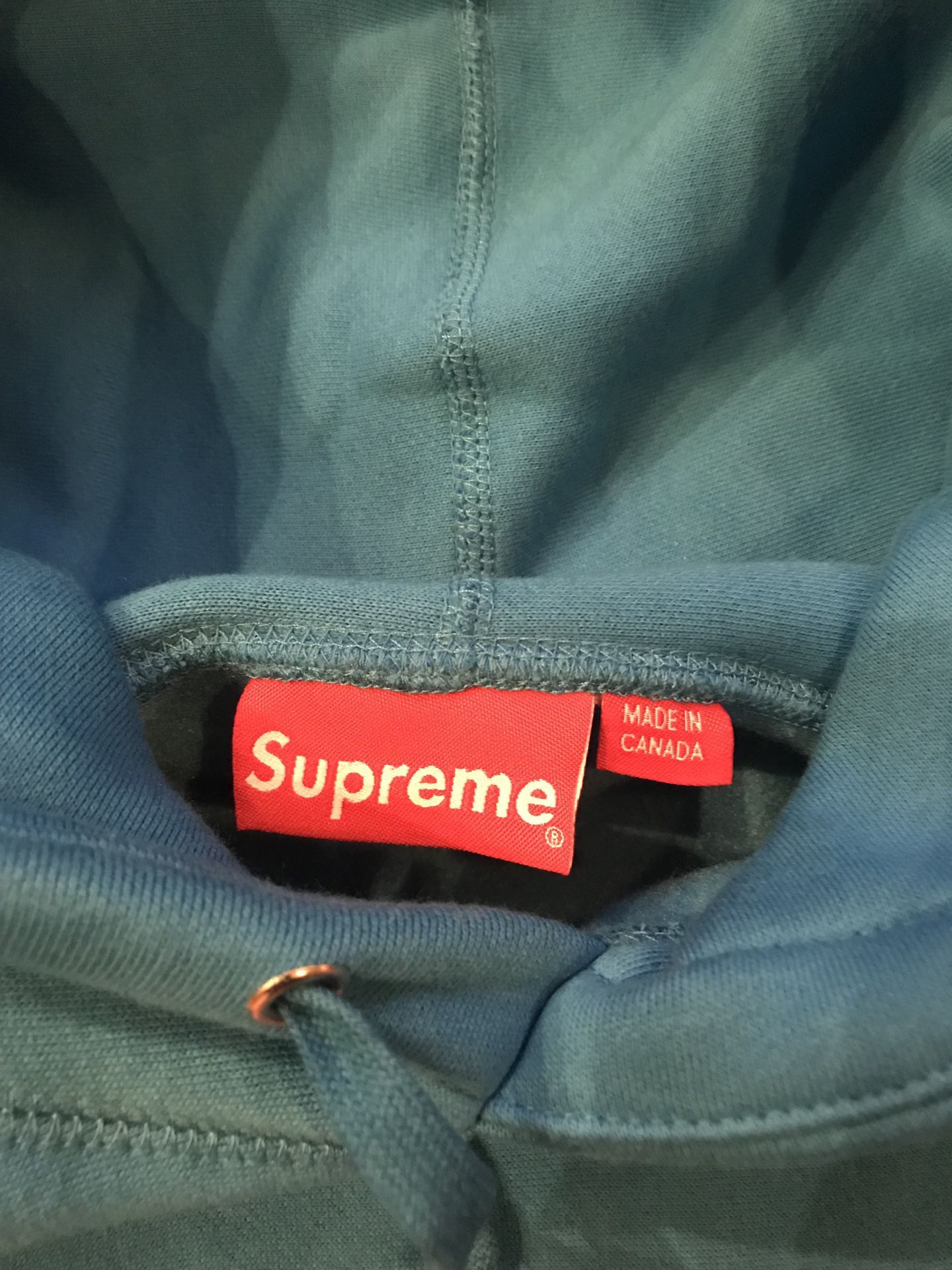 supreme Grip hoodie italfigo authentic Blue Box Logo Red Hoodie 2020 for  Sale in Antioch, CA - OfferUp