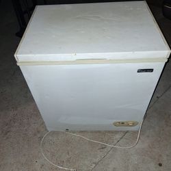 Magic Chef Freezer 