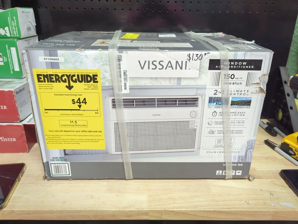 Vissani
5,000 BTU 115-Volt Window Air Conditioner for 150 sq. ft Rooms with Dehumidifier in White
